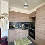 Apartment Le Au Coeur De 2eme Etage 6 Personnes *
